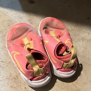 Nike Flex Runner2  6c